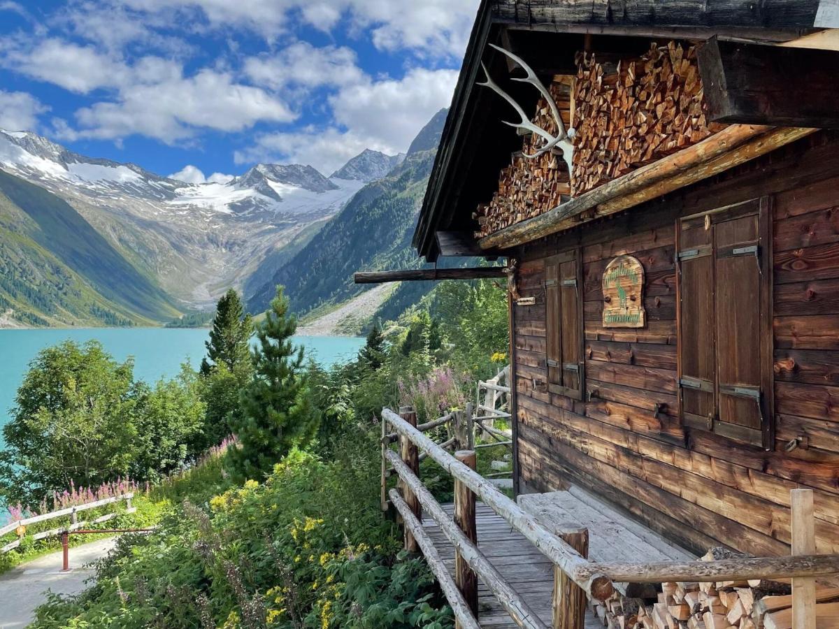 Apartment Between Mayrhofen And Finkenberg Eksteriør billede
