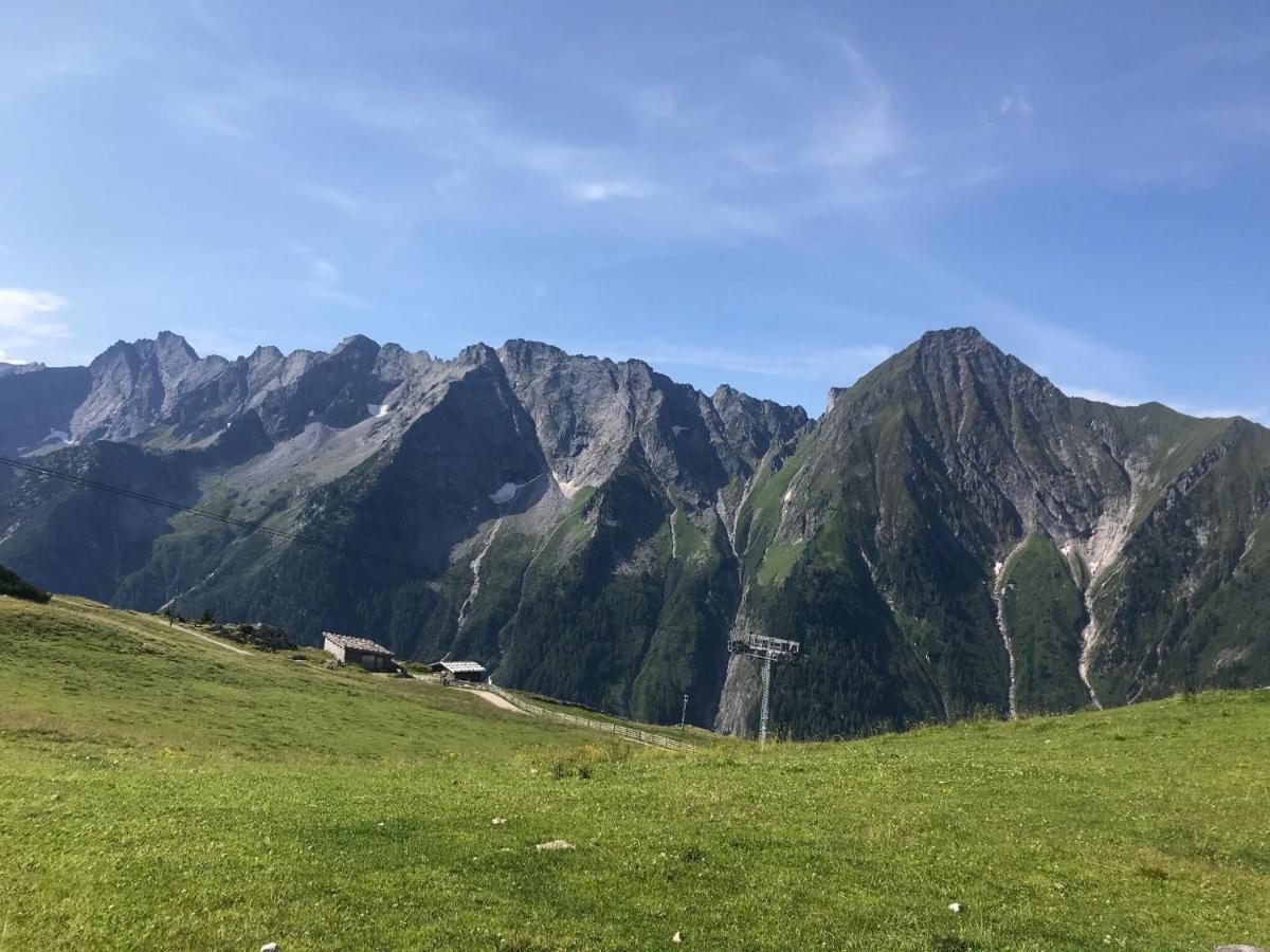 Apartment Between Mayrhofen And Finkenberg Eksteriør billede