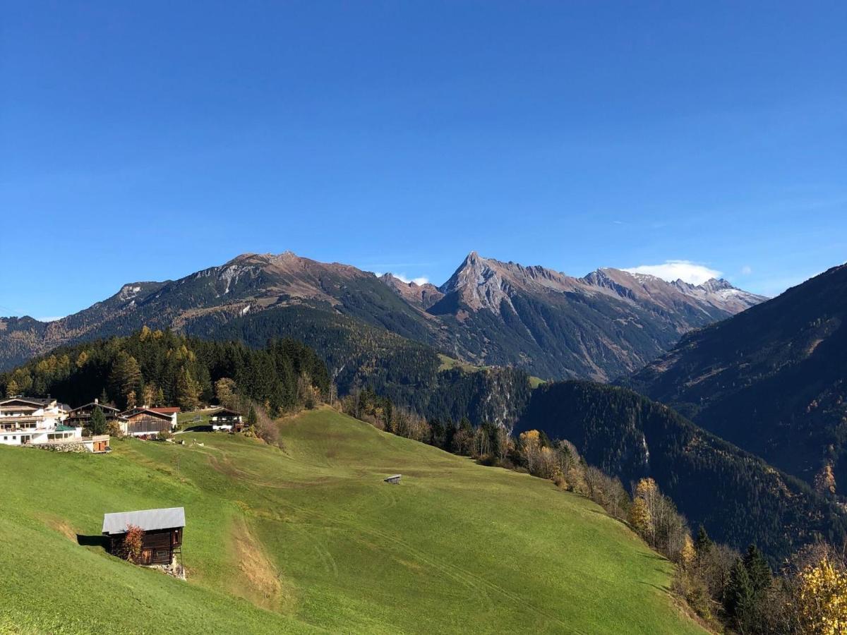 Apartment Between Mayrhofen And Finkenberg Eksteriør billede