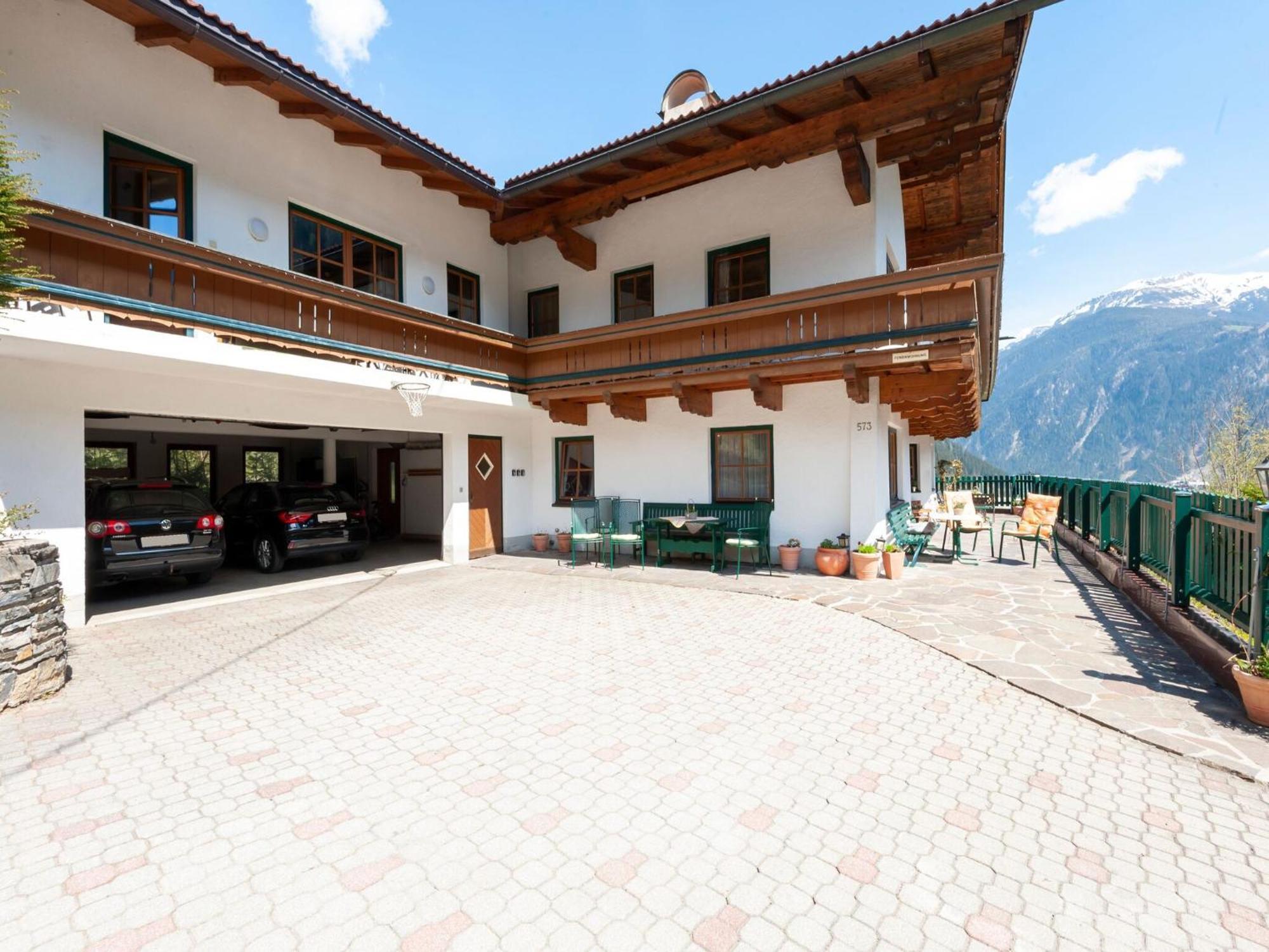 Apartment Between Mayrhofen And Finkenberg Eksteriør billede